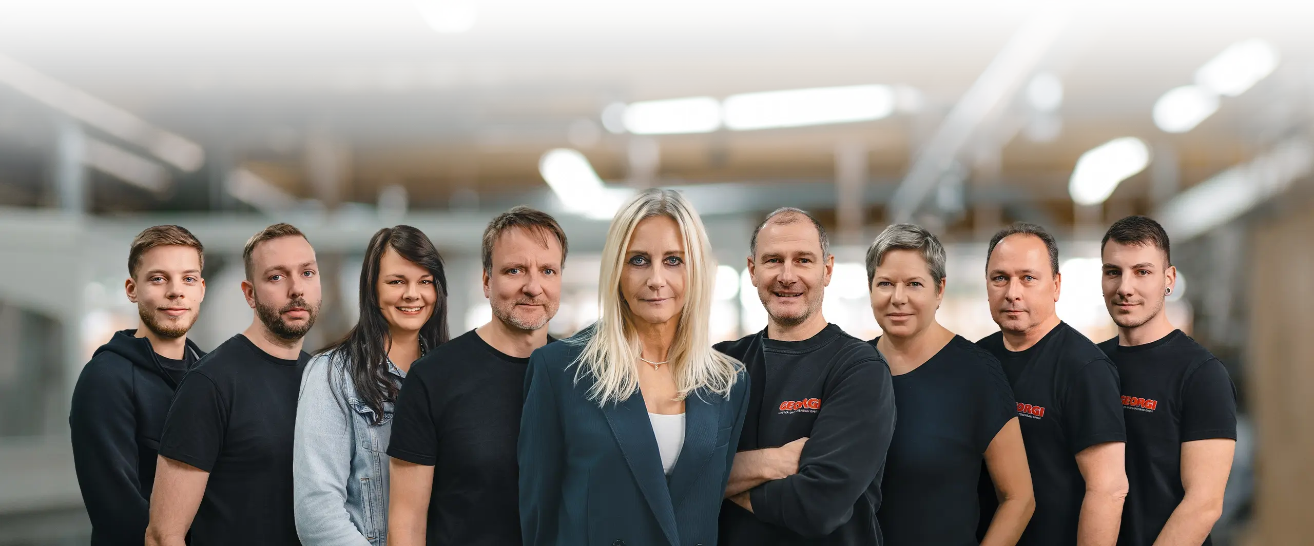 Gruppenbild des Georgi Fenster- und Türenbau Teams